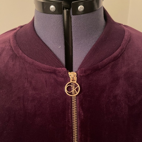 NWOT Calvin Klein velour zip up - Picture 2 of 6